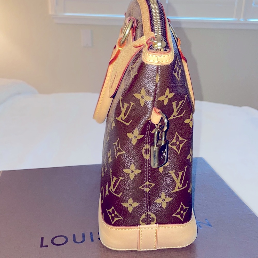 COPY - Ioconic Vintage Lockit Louis Vuitton Bag